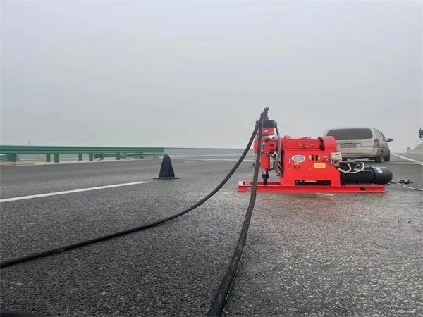 武邑马路路基路面开裂下沉注浆加固灌浆